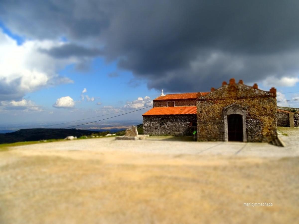 Casa Da Eira Guest House Cadaval Exterior photo
